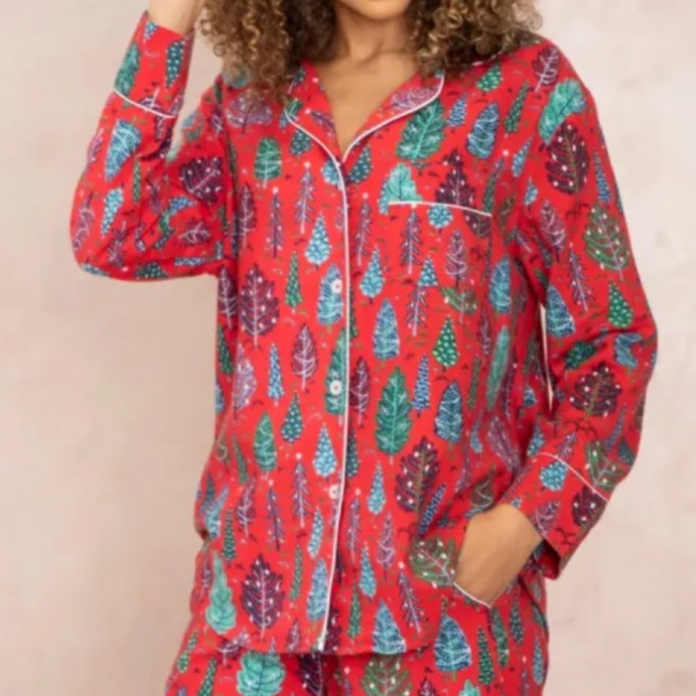 Printfresh Red and Green Leaf Pajama Set - Picture 4 of 16